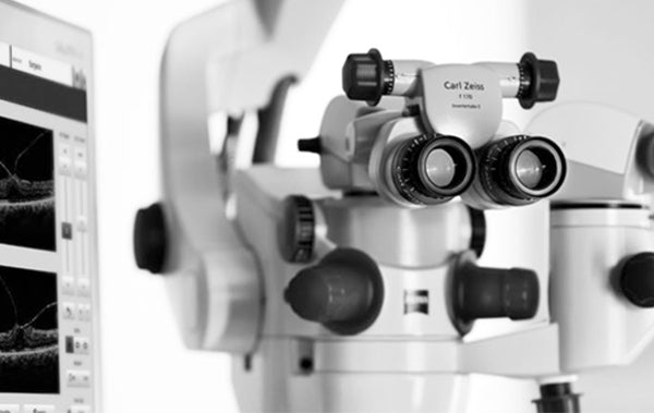 LUMERA 700 ophthalmic surgical microscope
